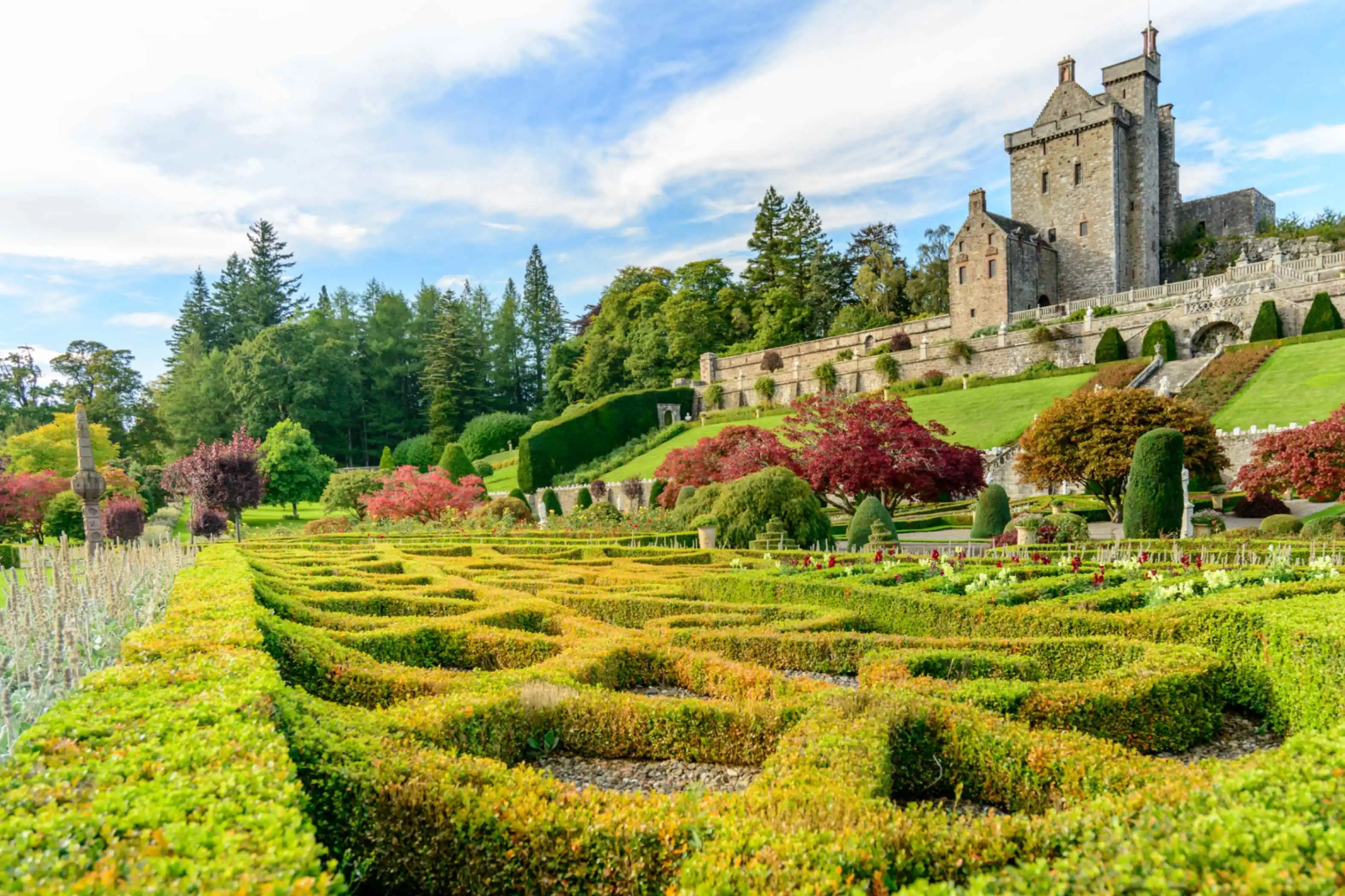 Outlander Scotland, Drummond Castle